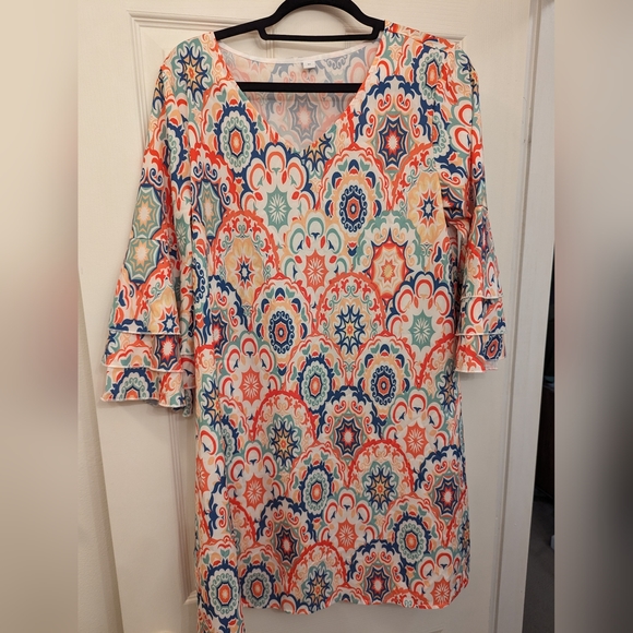 Source Unknown Dresses & Skirts - Colorful Red And Blue Short Boho Dress with flare sleeves size medium